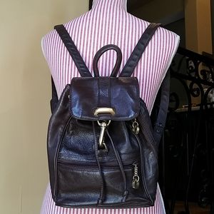 💛 Leather Backpack 💛